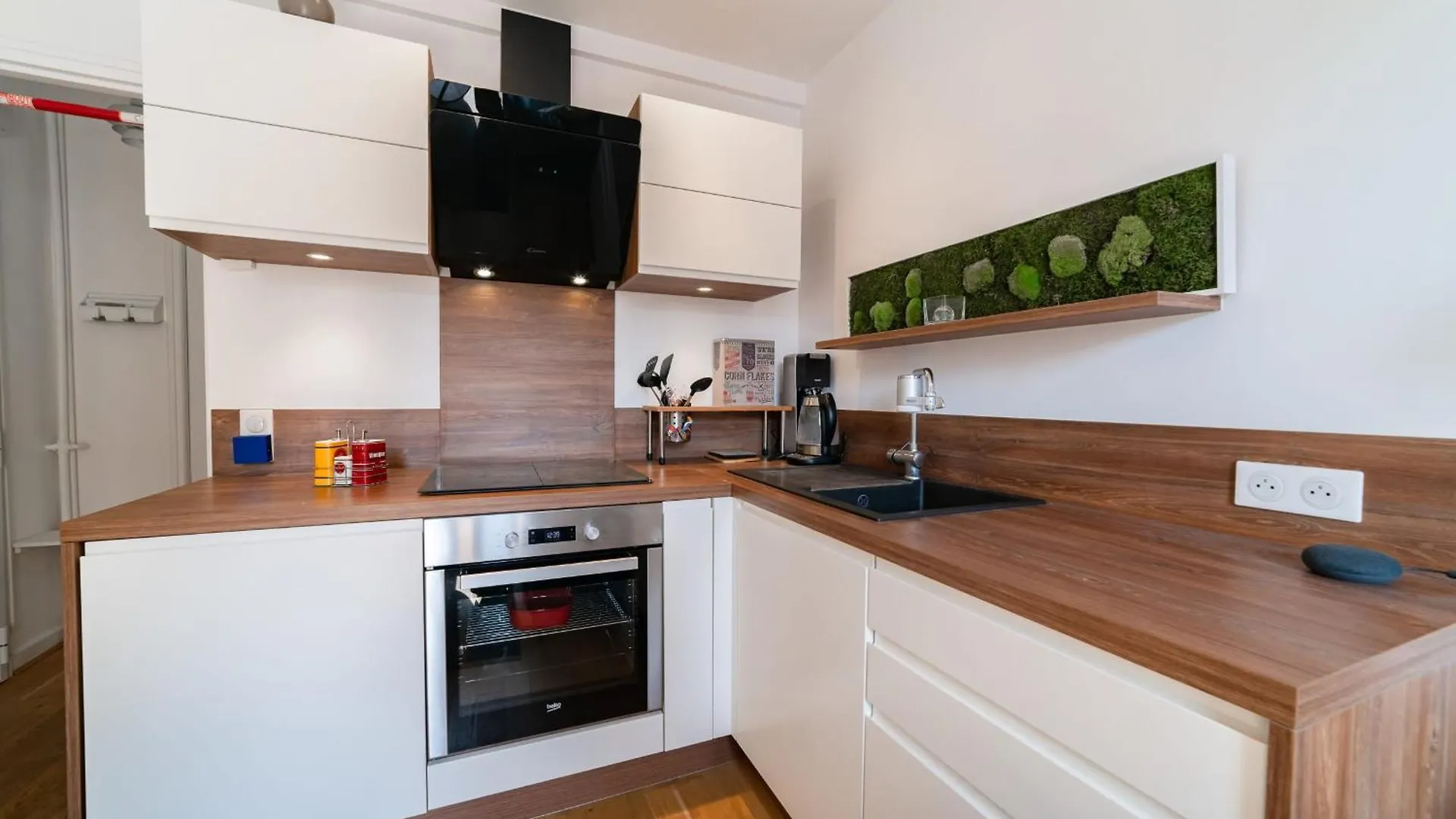 Superb Bright Apartment Paris