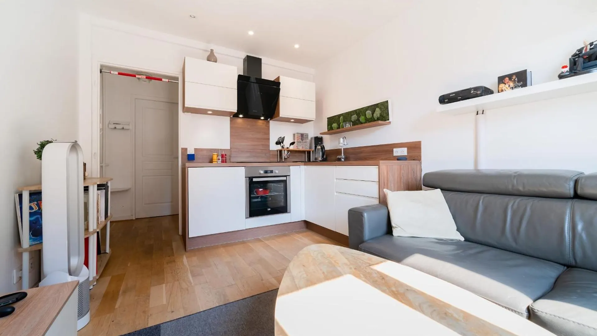 Superb Bright Apartment Paris 0*,