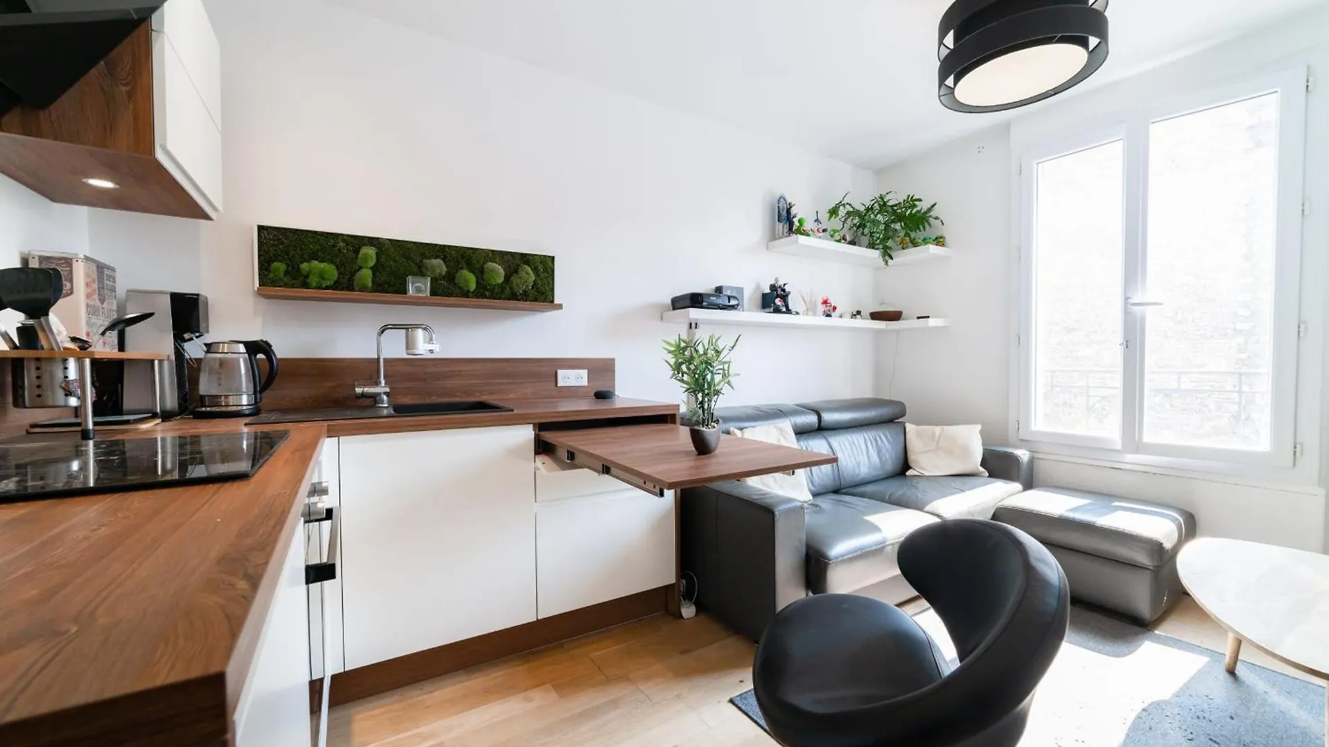 Superb Bright Apartment Paryż